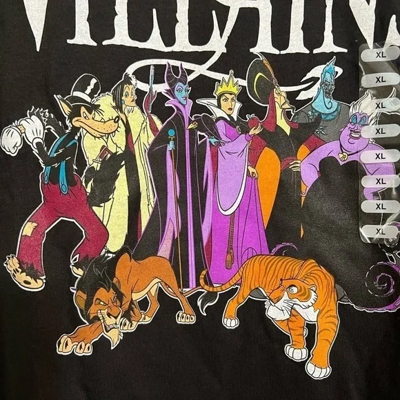 ****Donated***Disney Villains black short sleeve graphic t-shirt Size M - Picture 5 of 5